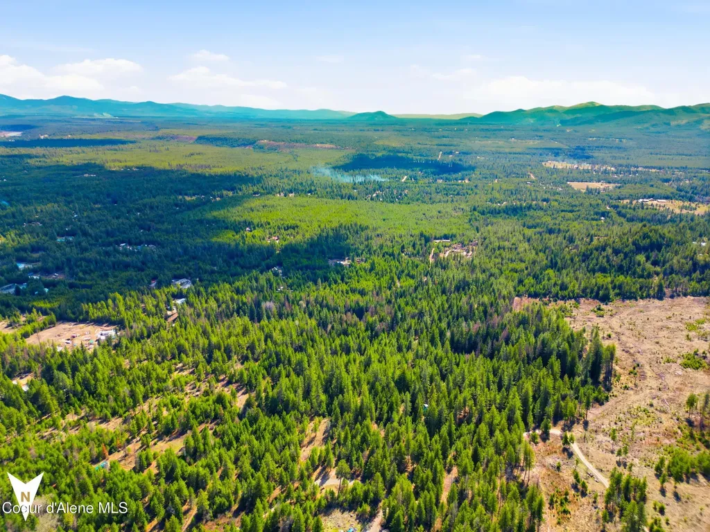 Nka Poverty Lane Spirit Lake ID 83869