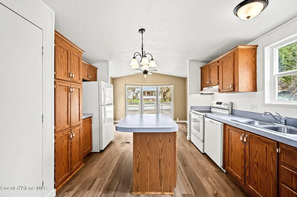 652 Burke Road Wallace ID 83873