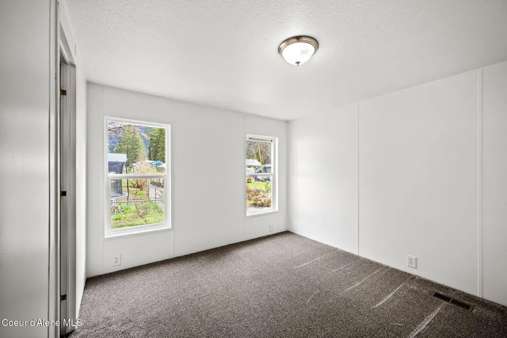 652 Burke Road Wallace ID 83873