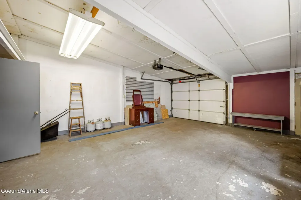 652 Burke Road Wallace ID 83873
