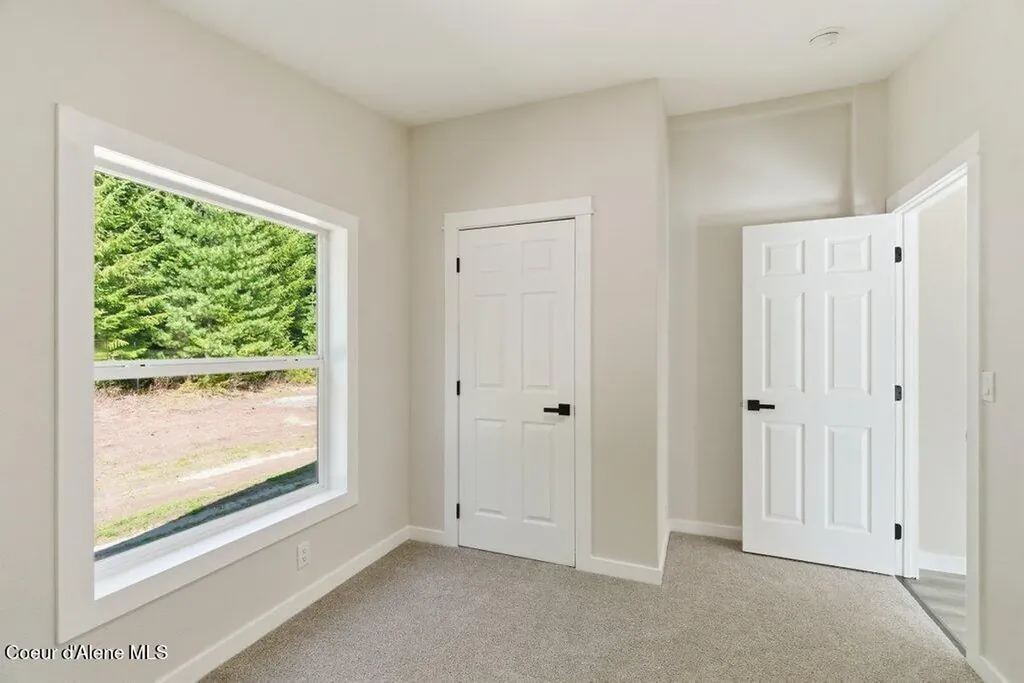293 Sitting Bull Road Sandpoint ID 83864