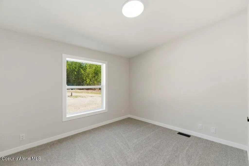 293 Sitting Bull Road Sandpoint ID 83864