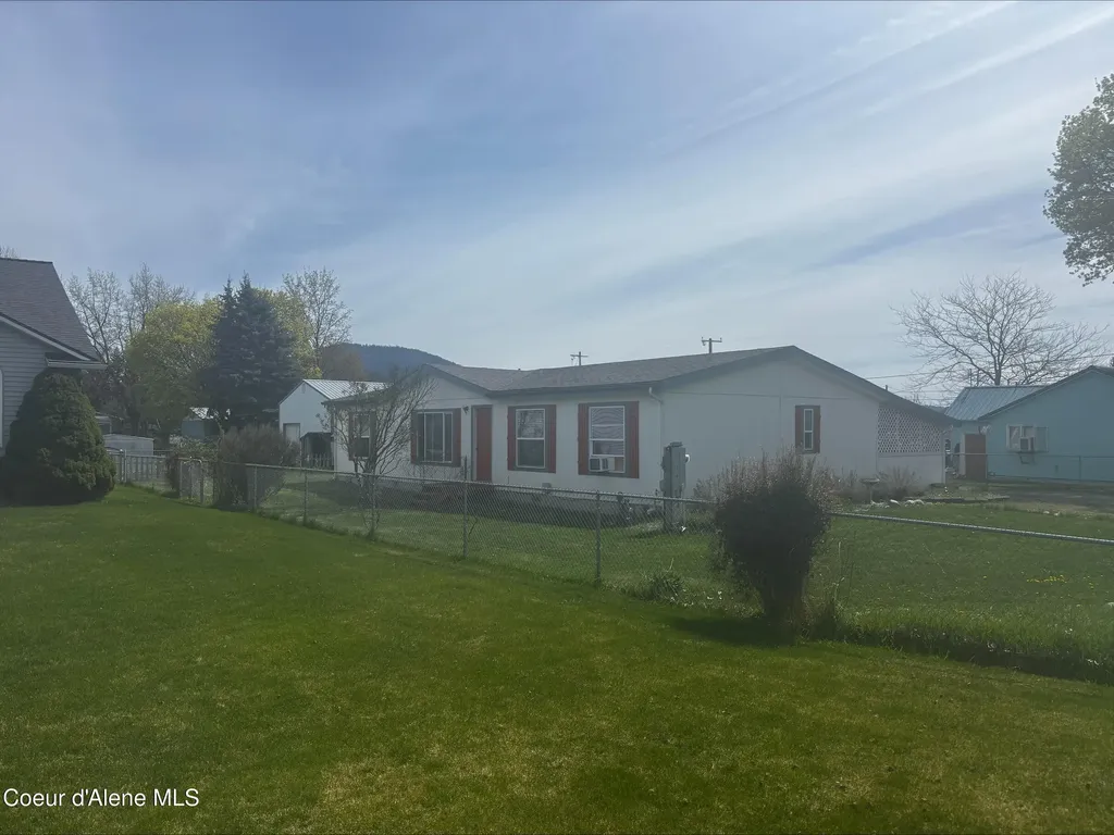 9164 N Reed Road Hayden ID 83835