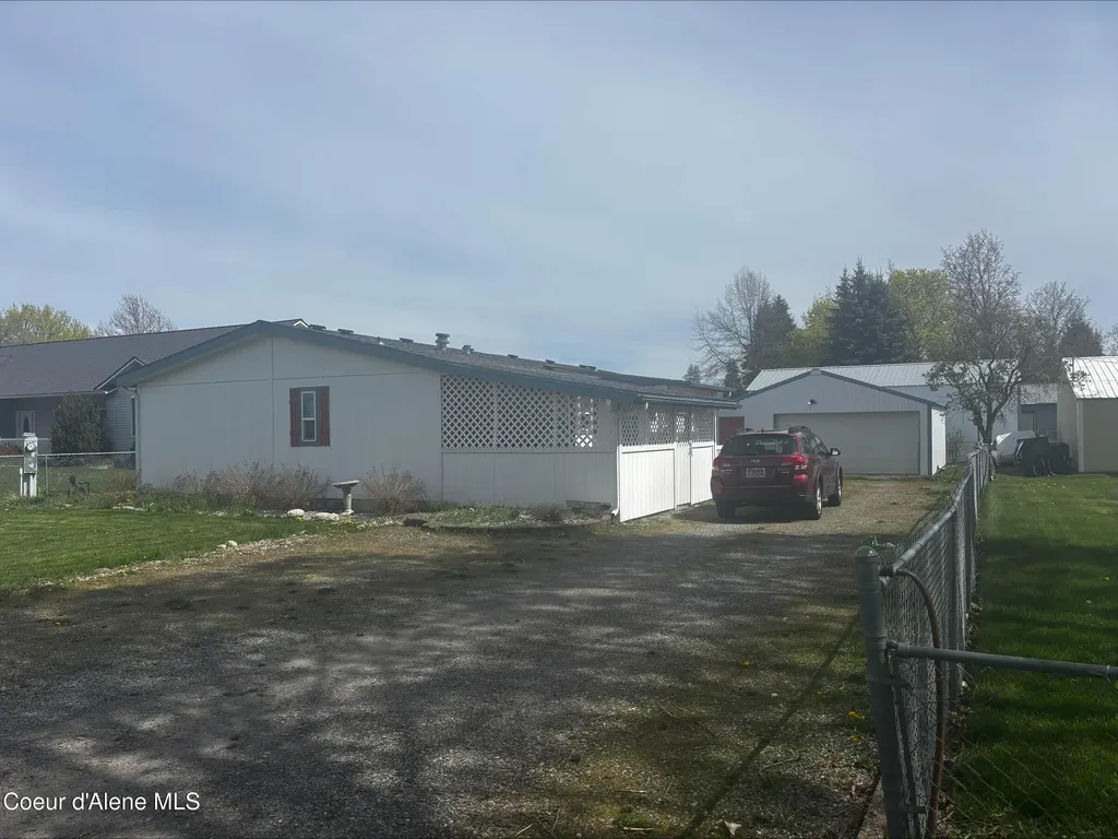 9164 N Reed Road Hayden ID 83835