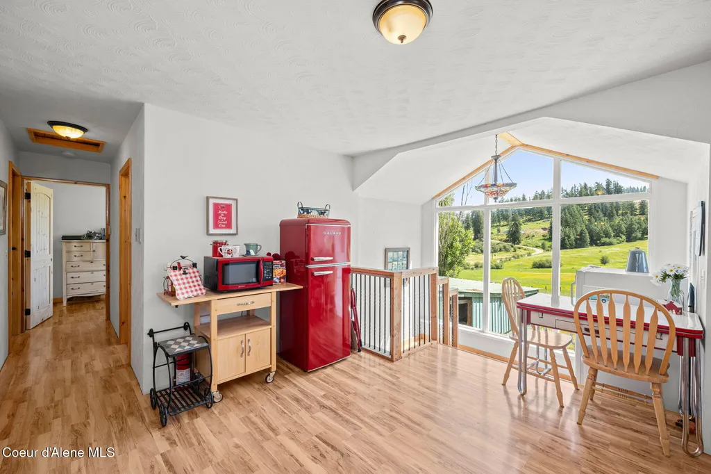 39138 S Highway 3 St. Maries ID 83861