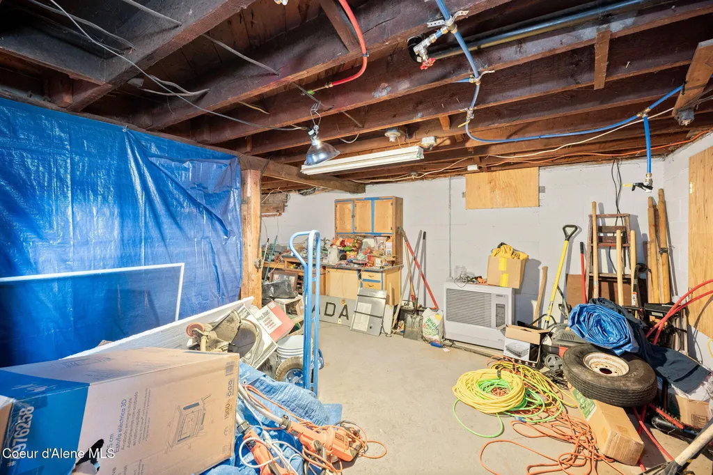 39138 S Highway 3 St. Maries ID 83861