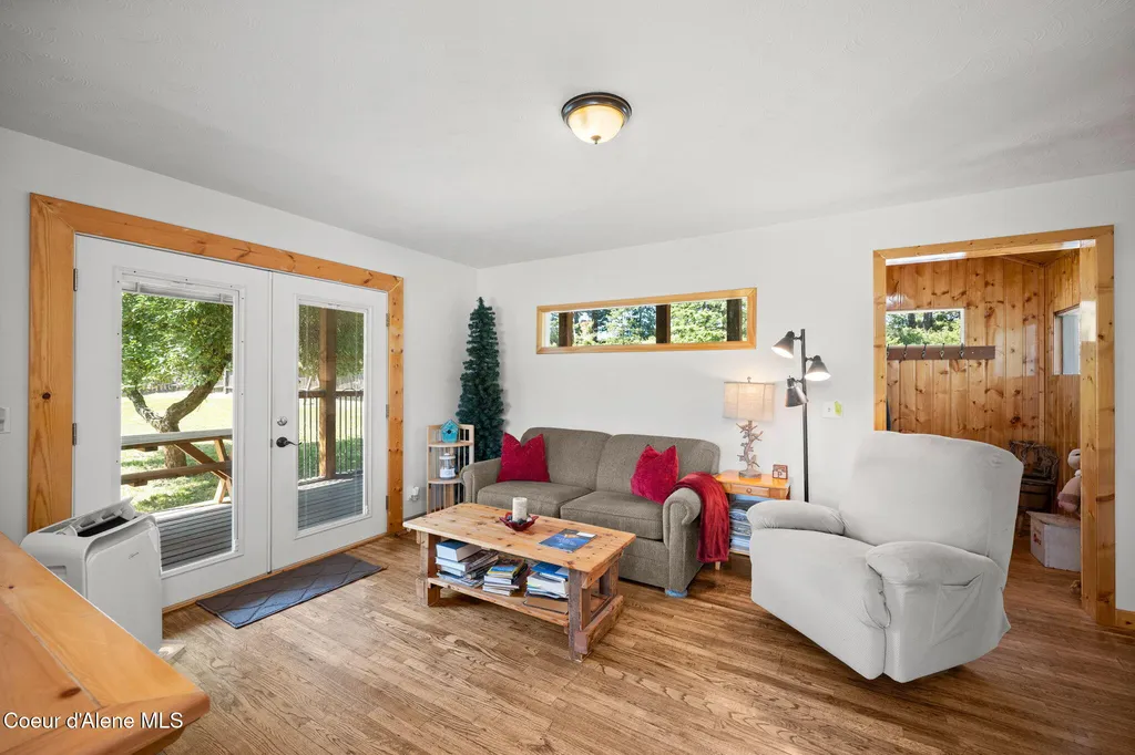 39138 S Highway 3 St. Maries ID 83861