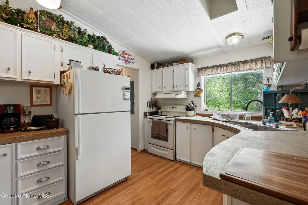 1601 Spades Road Sagle ID 83860