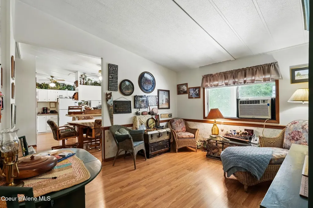 1601 Spades Road Sagle ID 83860