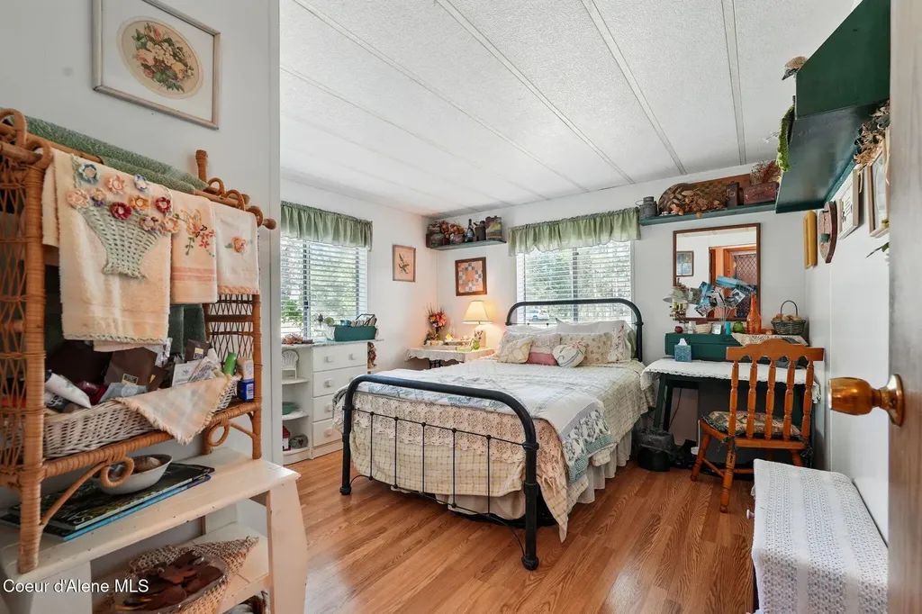 1601 Spades Road Sagle ID 83860