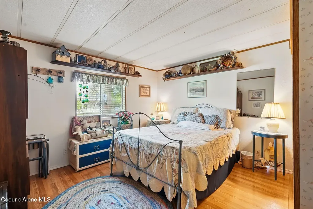 1601 Spades Road Sagle ID 83860