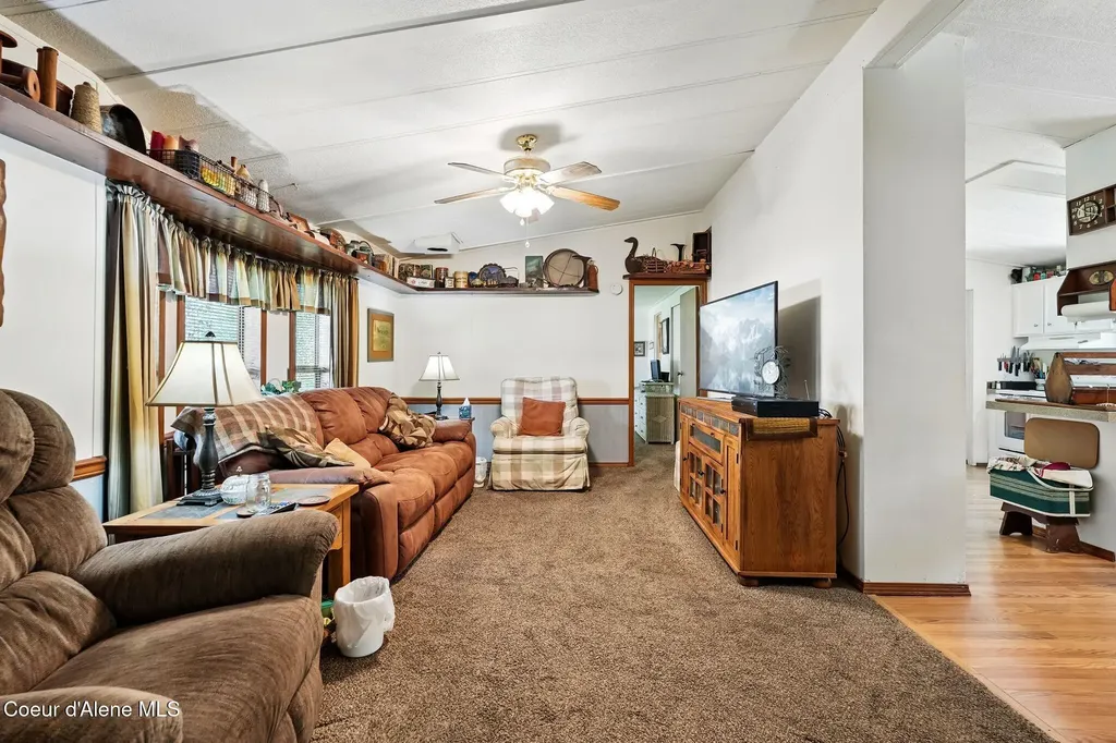 1601 Spades Road Sagle ID 83860