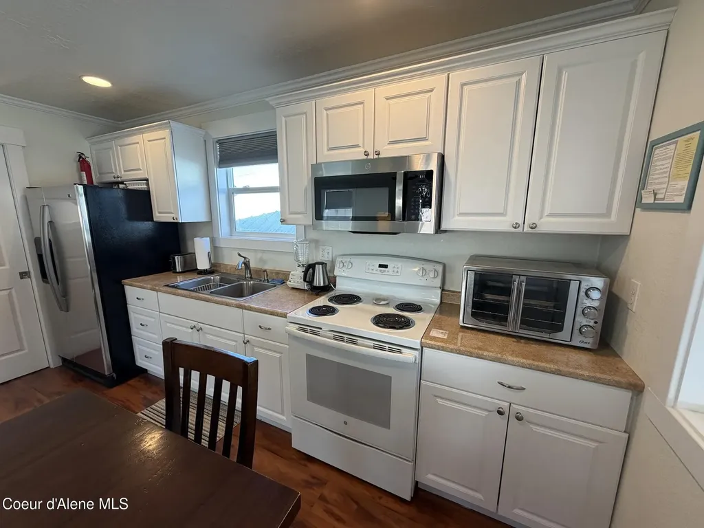 313 W Mission Avenue Kellogg ID 83837