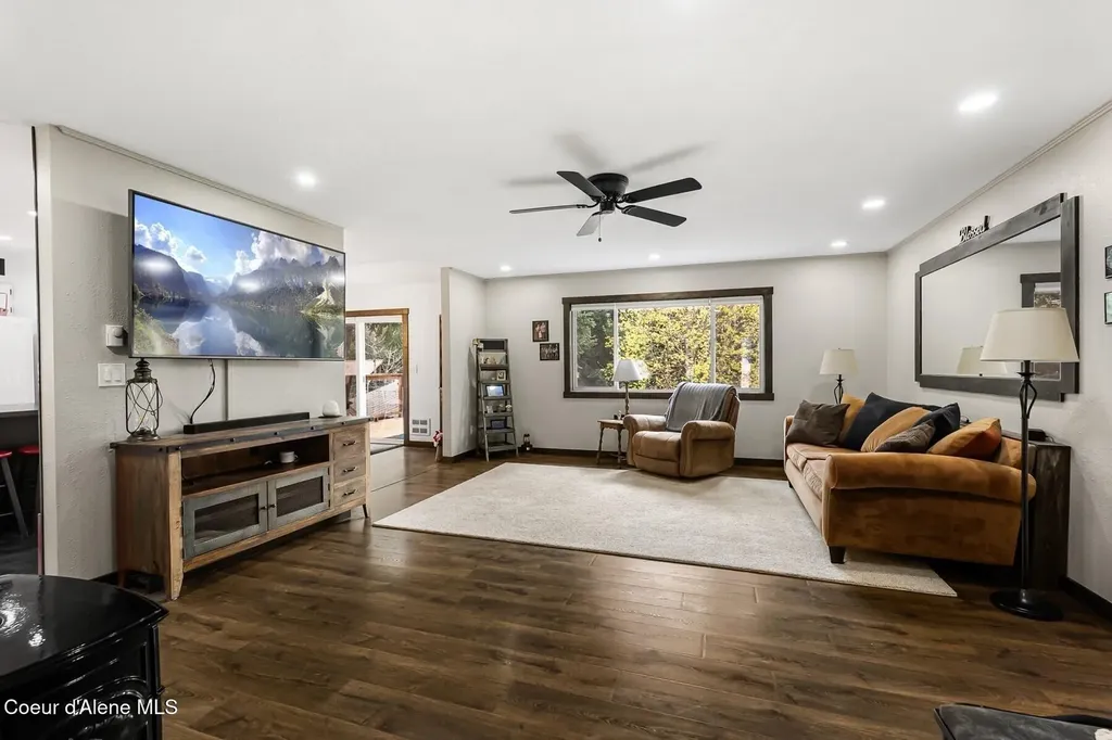 52 Robin Drive Sagle ID 83860