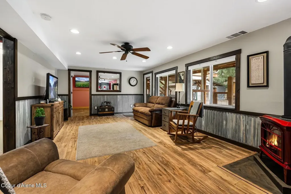 52 Robin Drive Sagle ID 83860