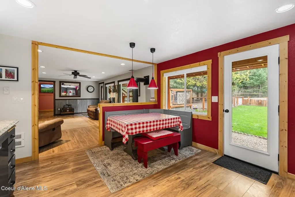 52 Robin Drive Sagle ID 83860