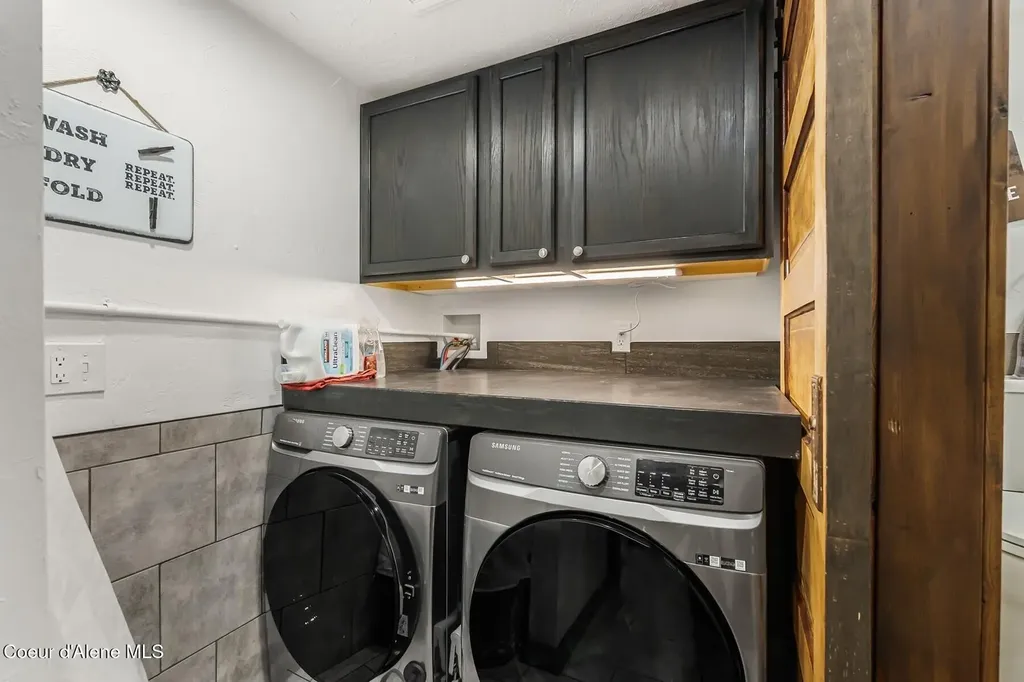 52 Robin Drive Sagle ID 83860