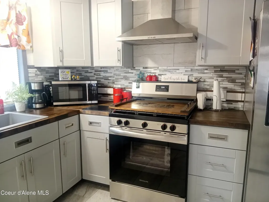 531 Burke Road Wallace ID 83873