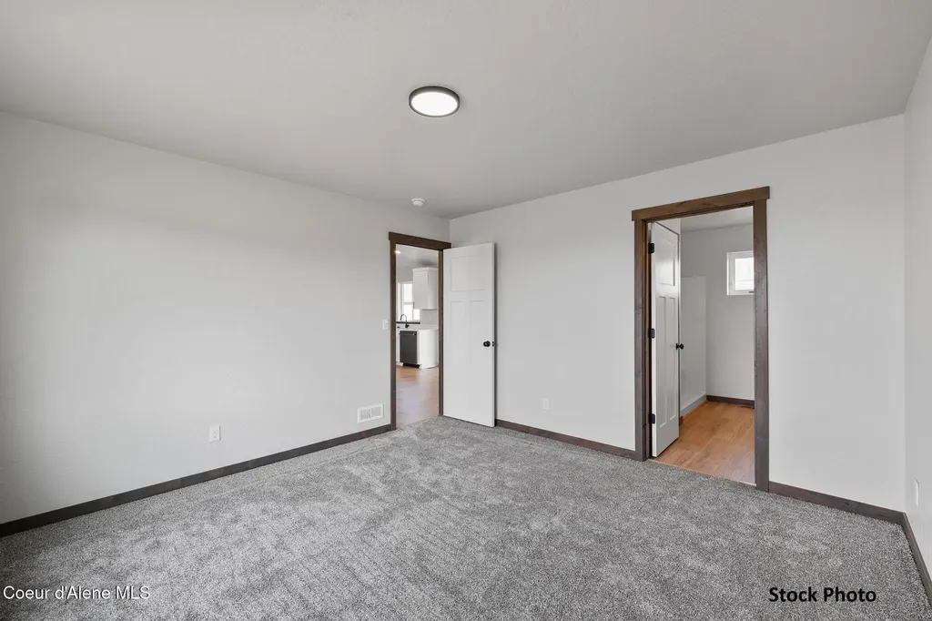 6653 W Plant Lane Rathdrum ID 83858