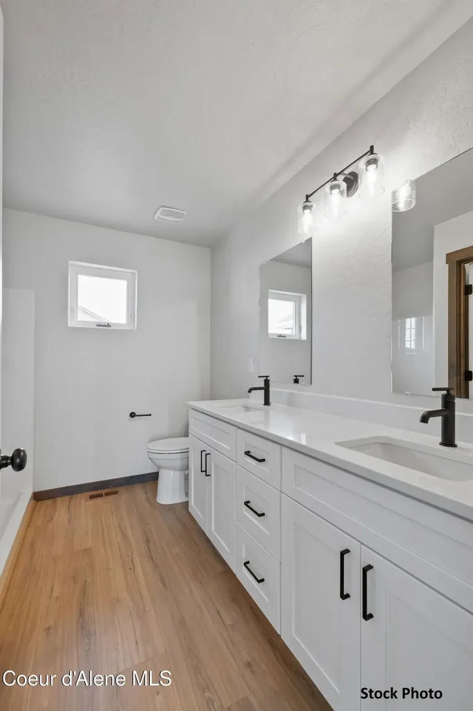 6653 W Plant Lane Rathdrum ID 83858