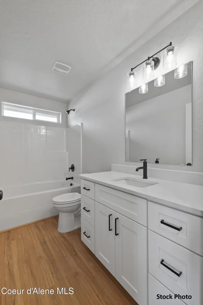 6653 W Plant Lane Rathdrum ID 83858