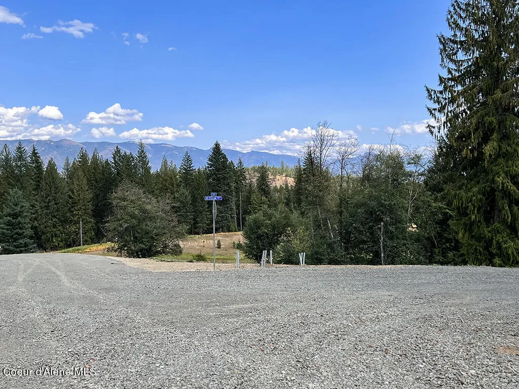 Lot 21 Camp Bay Sagle ID 83860