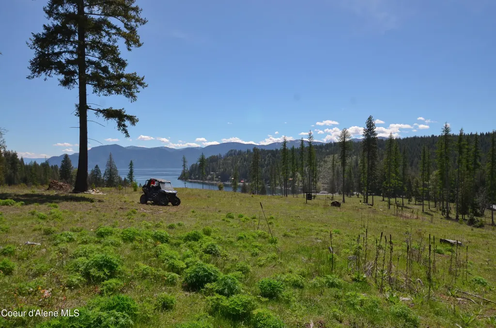 Lot 21 Camp Bay Sagle ID 83860