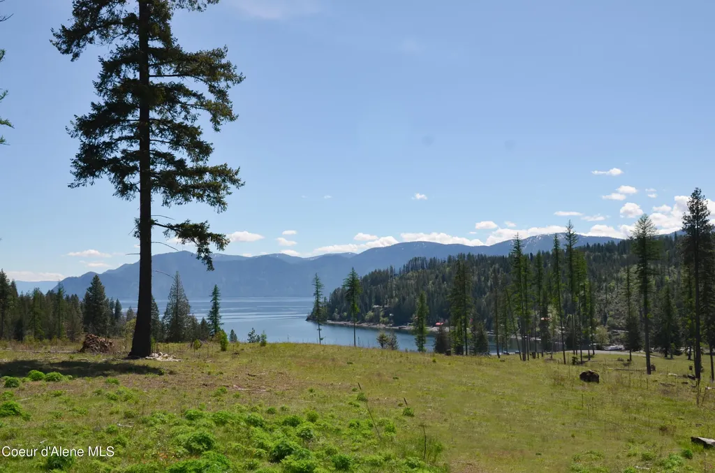 Lot 21 Camp Bay Sagle ID 83860