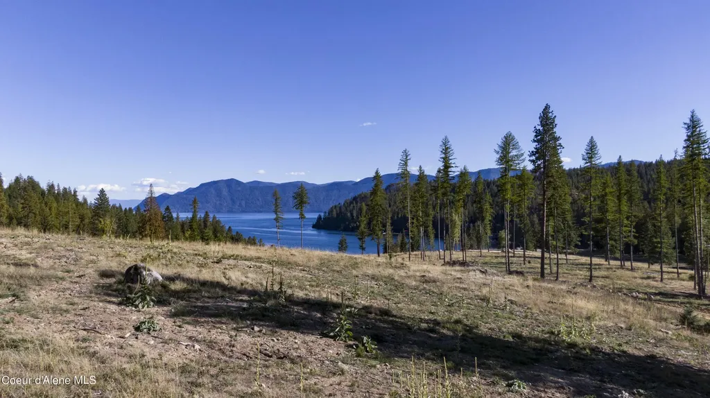 Lot 21 Camp Bay Sagle ID 83860