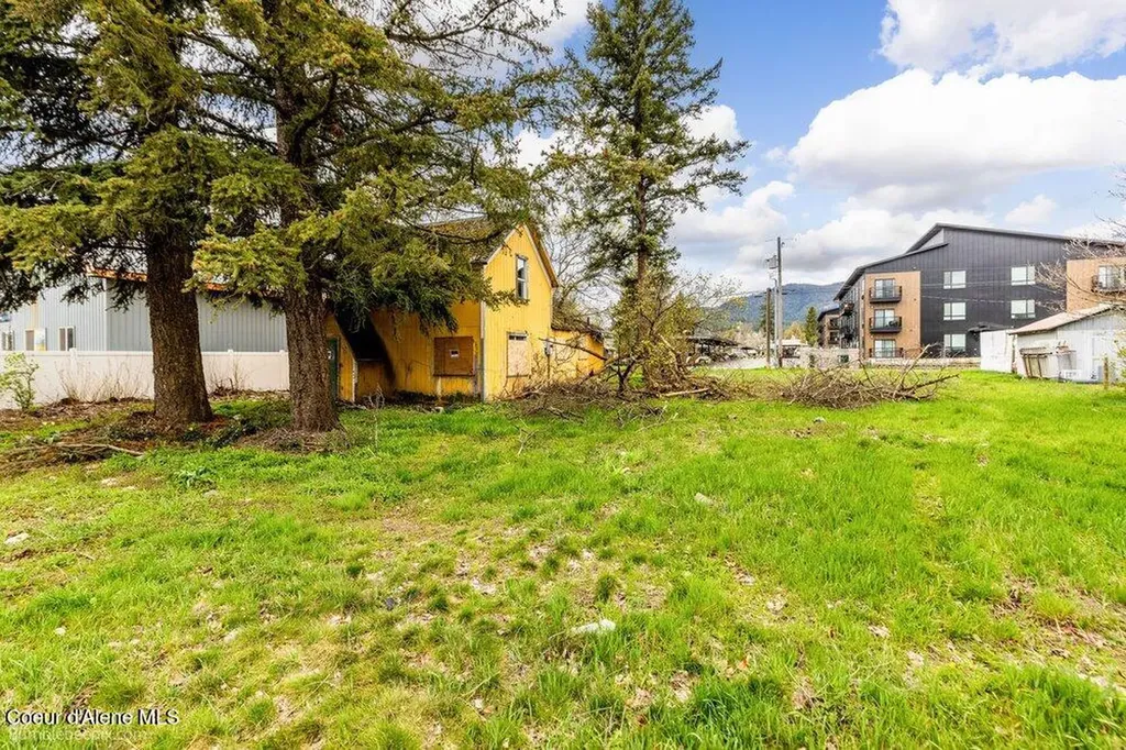 504 E 3rd Avenue Post Falls ID 83854