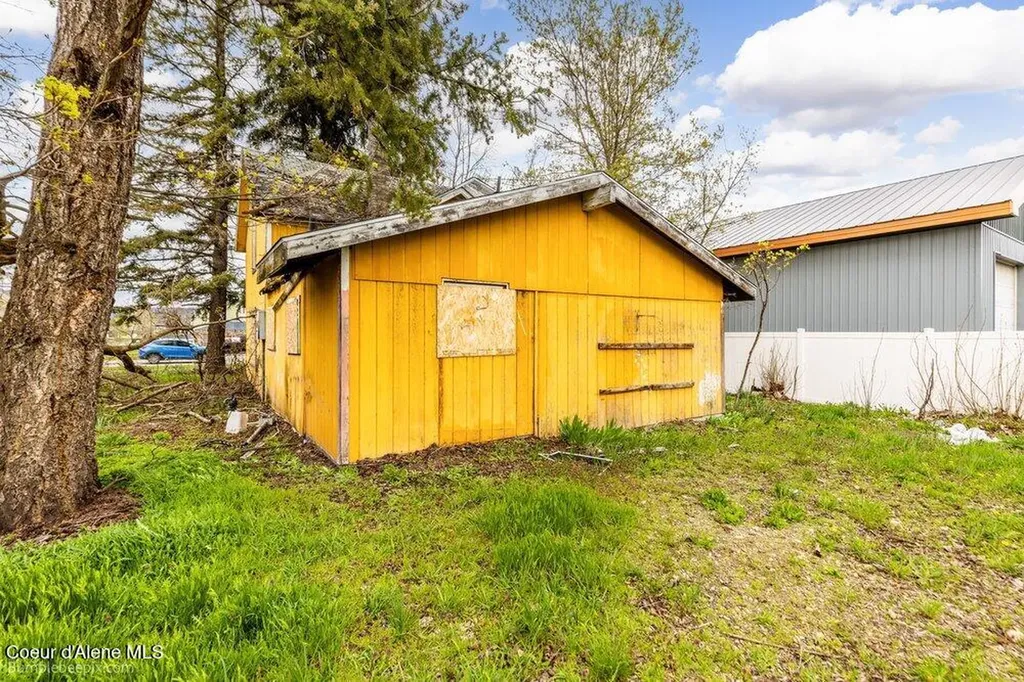 504 E 3rd Avenue Post Falls ID 83854