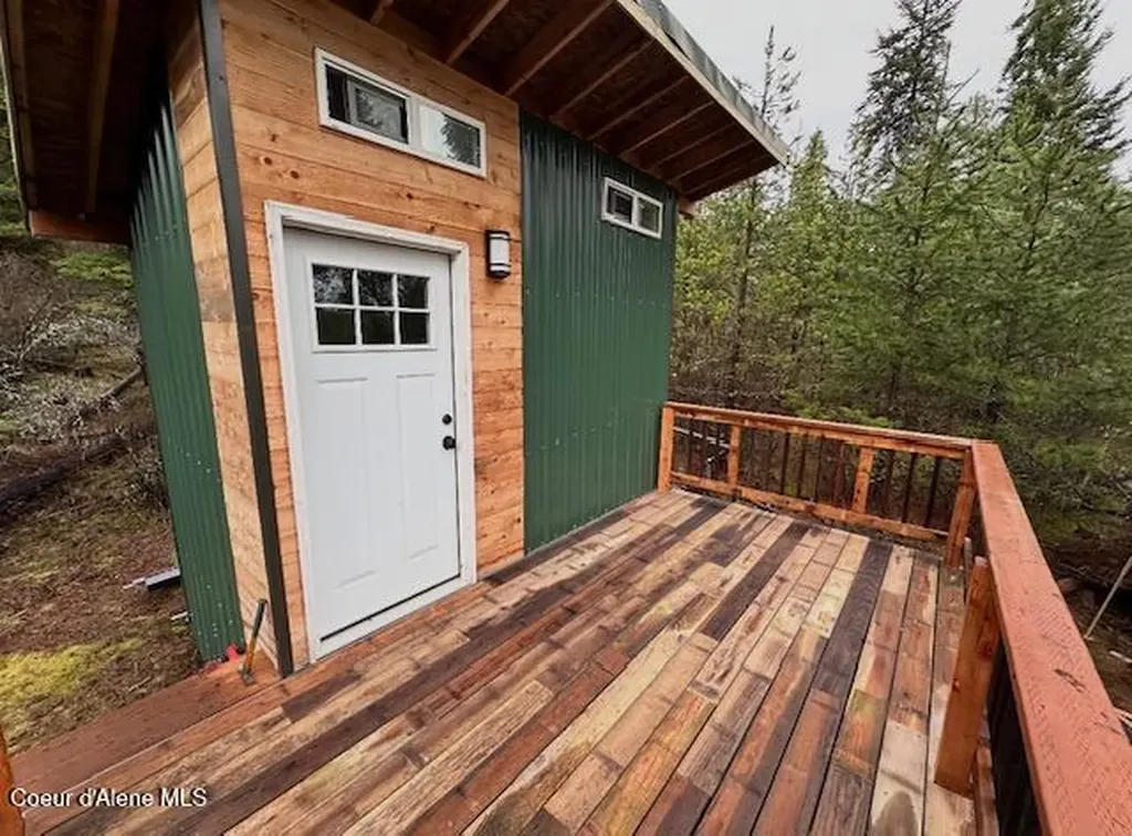 833 Willow Loop Road Fernwood ID 83830