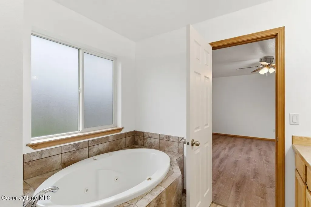 8312 N Courcelles Parkway Hayden ID 83835