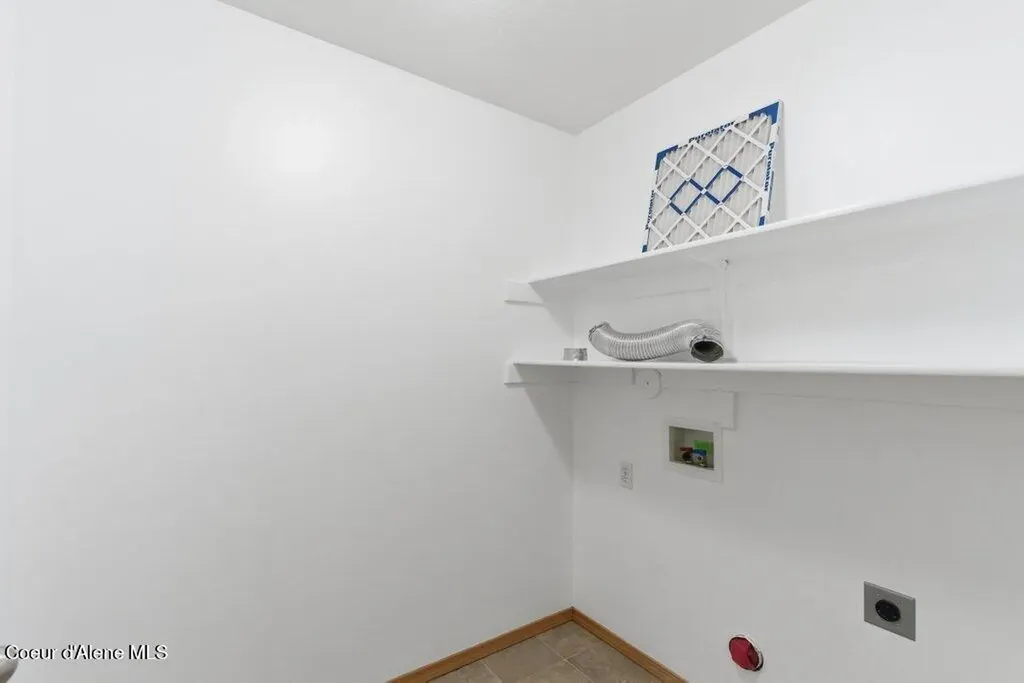8312 N Courcelles Parkway Hayden ID 83835