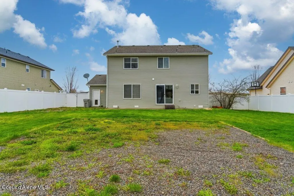 8312 N Courcelles Parkway Hayden ID 83835
