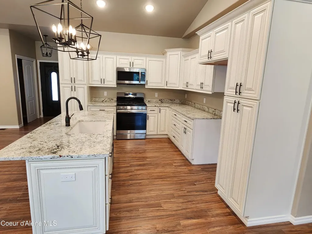 415 Elk Road Moyie Springs ID 83845