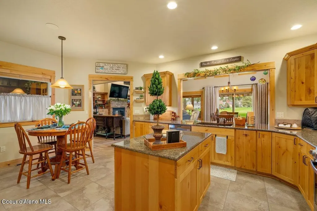 74 Bellflower Court Blanchard ID 83804