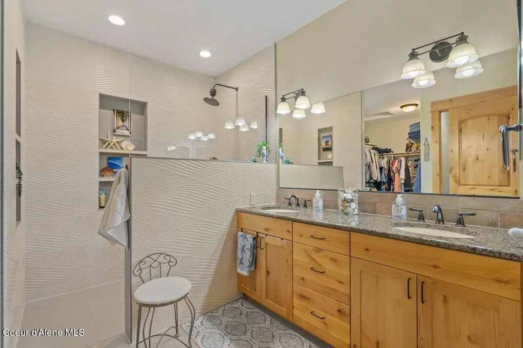 74 Bellflower Court Blanchard ID 83804