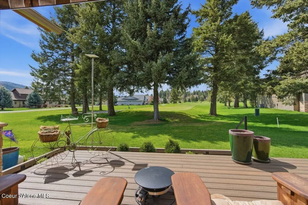 74 Bellflower Court Blanchard ID 83804