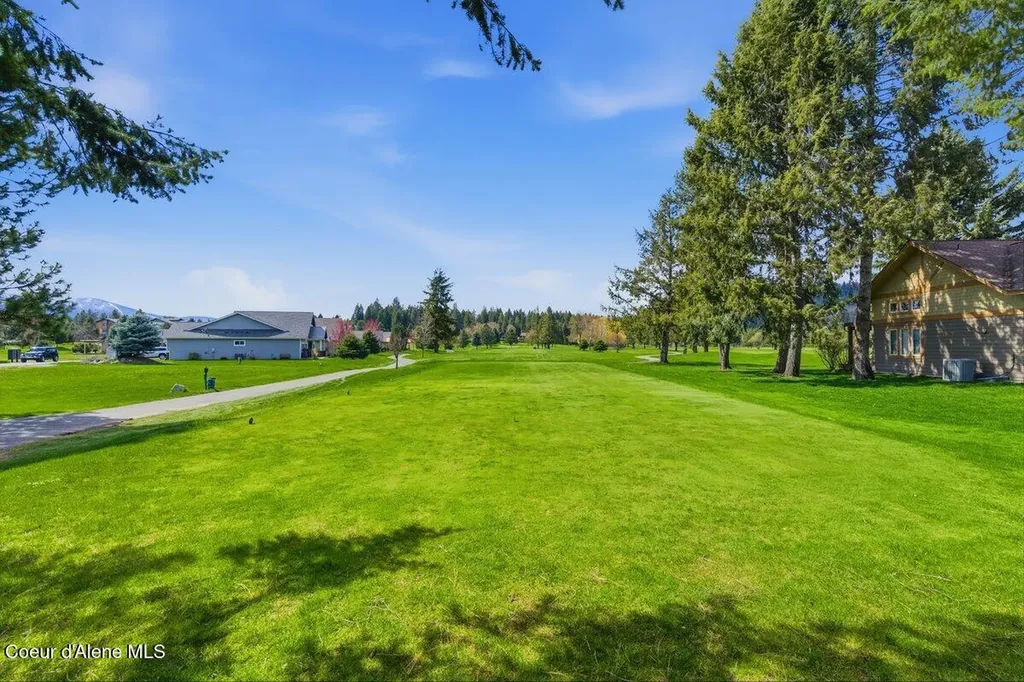 74 Bellflower Court Blanchard ID 83804