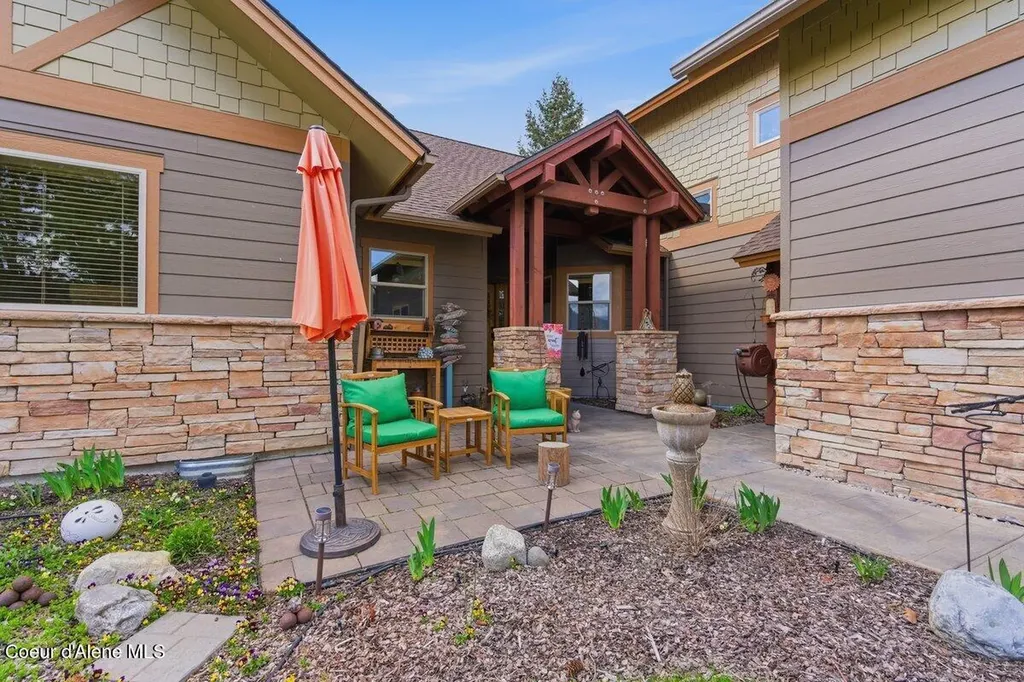 74 Bellflower Court Blanchard ID 83804