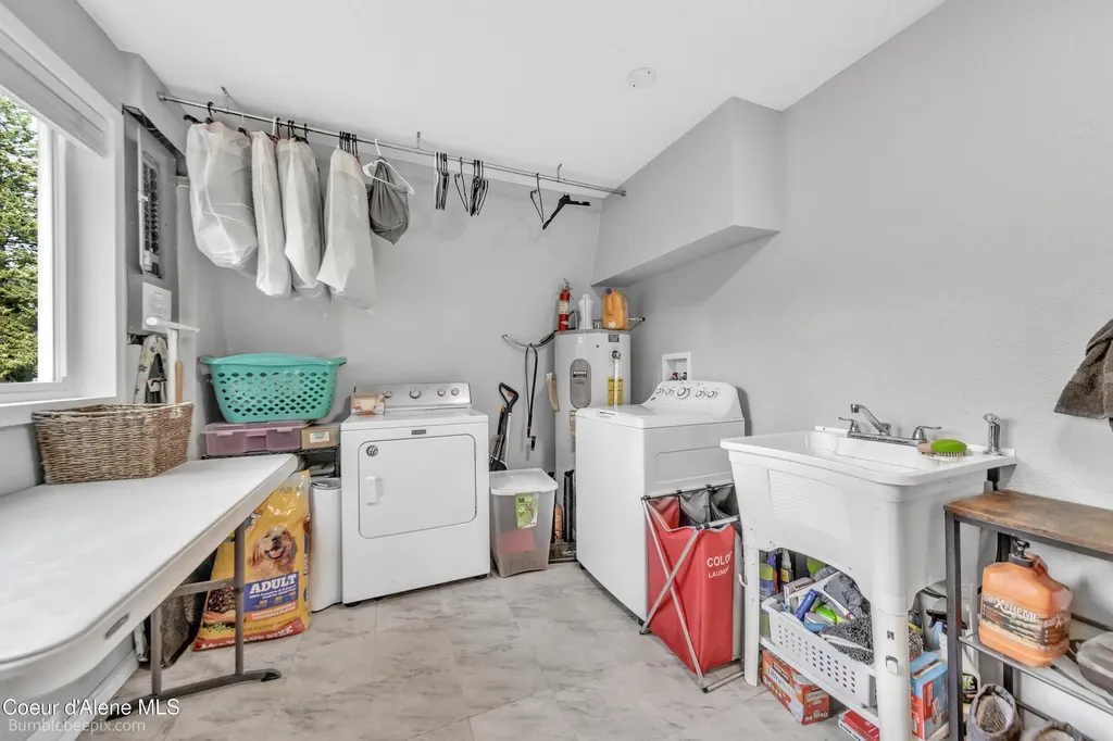 2965 W Summer Avenue Athol ID 83801