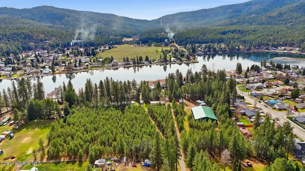6722 E Marine Drive Post Falls ID 83854