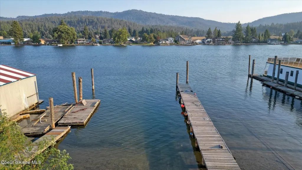 6722 E Marine Drive Post Falls ID 83854