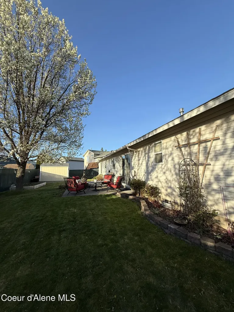 2615 N Wickiup Drive Post Falls ID 83854