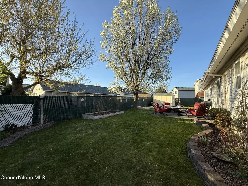2615 N Wickiup Drive Post Falls ID 83854