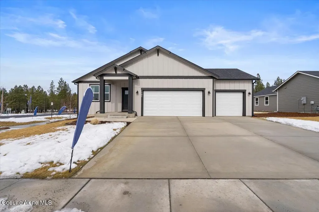 3472 N Columba Street Post Falls ID 83854