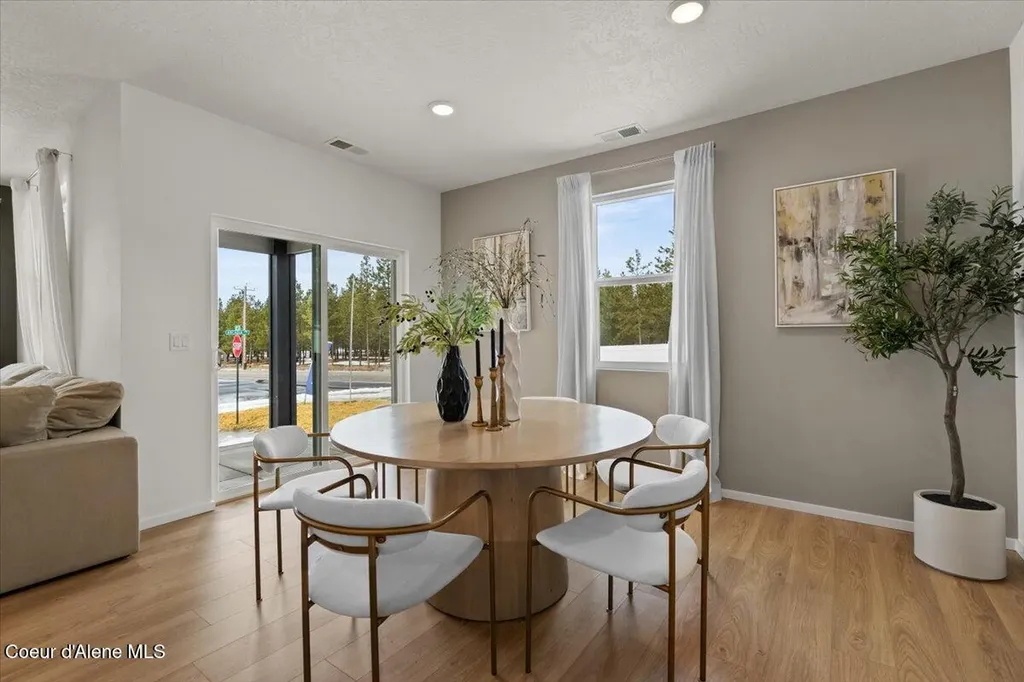 3472 N Columba Street Post Falls ID 83854