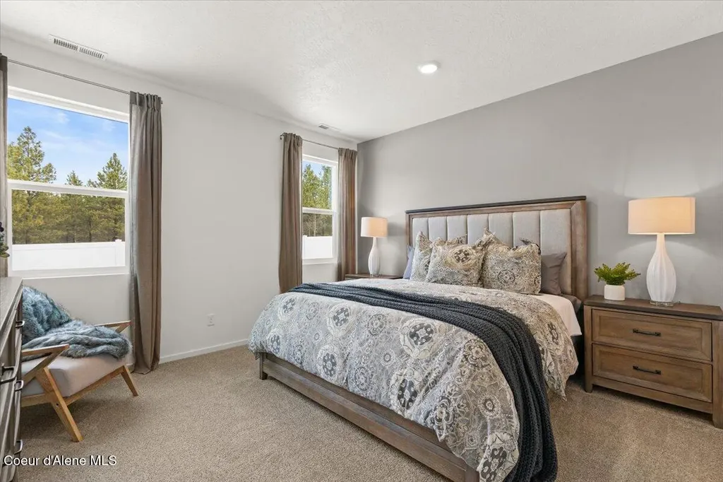 3472 N Columba Street Post Falls ID 83854