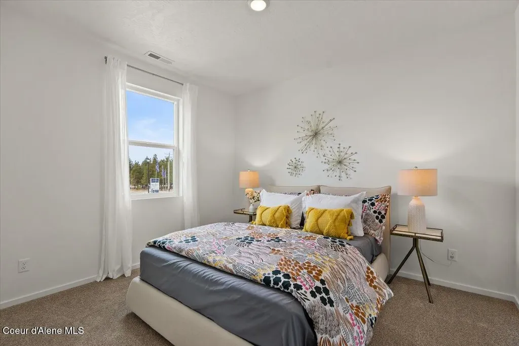 3472 N Columba Street Post Falls ID 83854